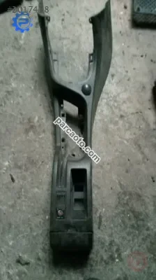 Peugeot 307 orta vites konsulu çıkma