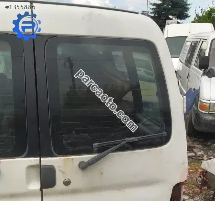 1999 model peugeot partner 1.4 çıkma sağ bagaj camı