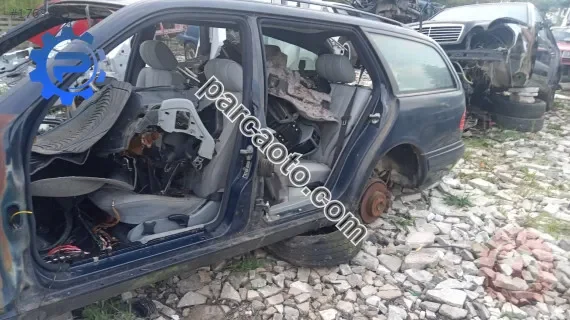 Mercedes-Benz 200 Çamurluk - Ordu Ünye