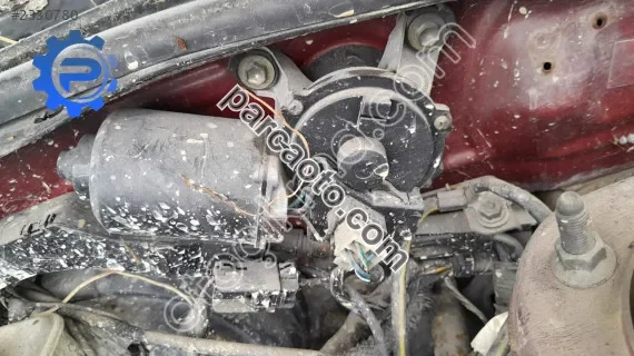323 family silecek motoru çıkma