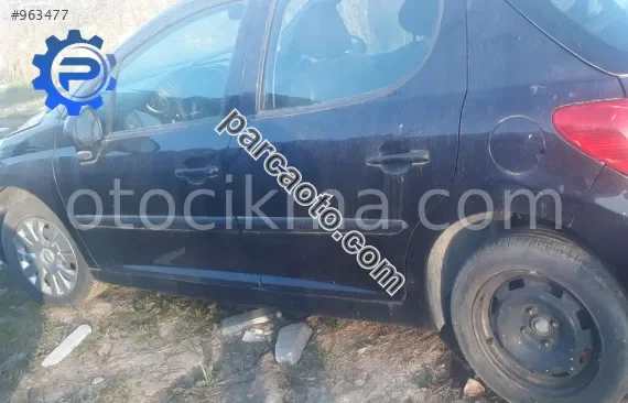 2009 peugeot 207 1.4 benzinli çıkma sol yan panel