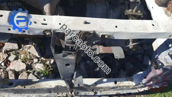 1989 model mazda 323 1.6 sedan çıkma kaput kilidi