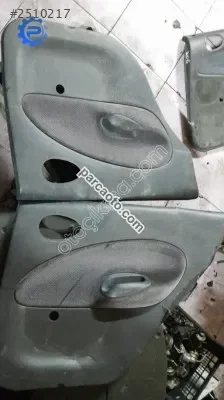 Ford eskort arka kapi döşemeleri yedek parça