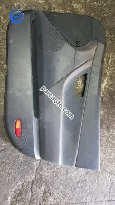 Nissan Primera P12 Sağ Ön Kapı Döşemesi çıkma