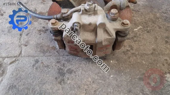 hyundai accent era çıkma sağ ön fren kaliper