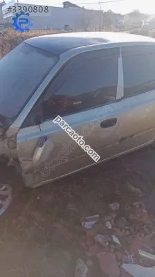 Hundai admire sol ön kapı ufak hasarlı yedek parça
