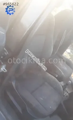 2009 model peugeot 207 1.4 benzinli çıkma sağ ön koltuk