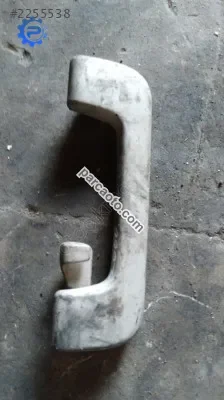 Audi A4 tavan tutamağı elçek çıkma