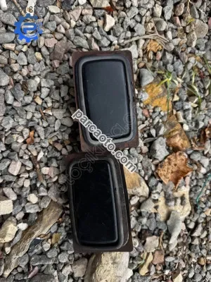 Ford Taunus Arka Kapı Küllük Adet