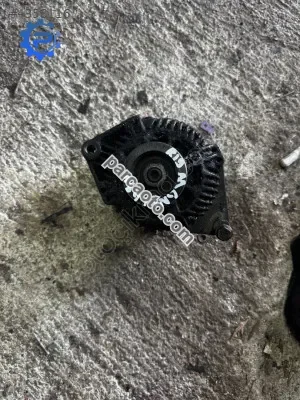 R19 Europa Megane 1 1.6 8 Valf Alternator Şarj Dinamosu