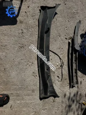Opel Corsa D Ön Cam Izgarası Orjinal