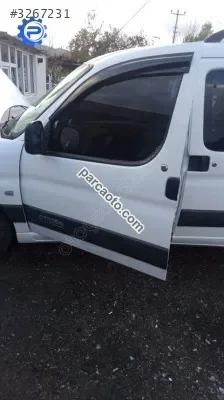 Peugeot Partner Berlingo Sol Ön Kapı Yedek Parçası