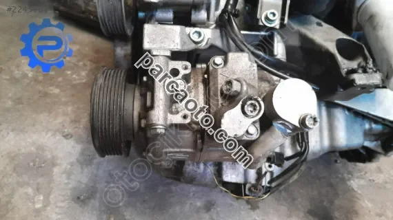 Audi a4 2001-2008 klima kompresor çıkma