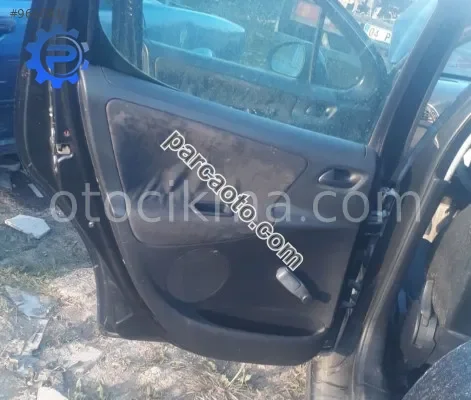 2009 model peugeot 207 1.4 benzinli çıkma sol arka kapı camı