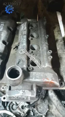 Toyota yaris 1.3 külbütör kapak çıkma