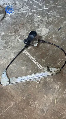 Fiat punto sol arka cam kirikosu
