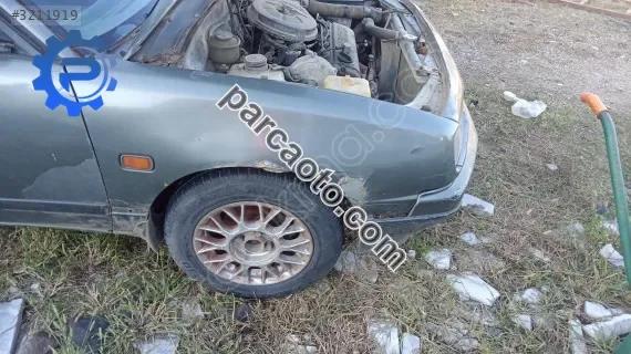 Daihatsu applause sağ ön çamurluk çıkma