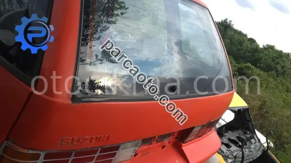 suzuki swift çıkma bagaj kapağı