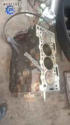 Peugeot 106  1.6 yarım alt motor blok