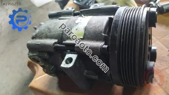 Ford Fiesta klima kompresöru çıkma