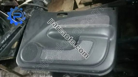 Çıkma Honda HR-V Sağ Ön Kapı Döşemesi