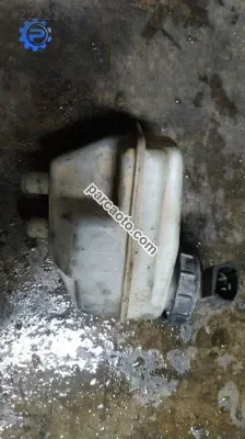 Renault 19 R19 fren hidrolik deposu çıkma