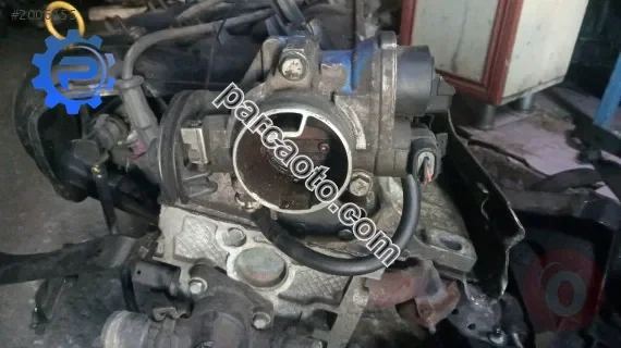 renault twingo 1.2 8v çıkma gaz kelebeği