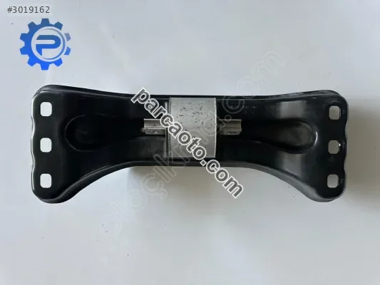 Şanzuman Traversi Mercedes-Benz E Serisi W213 A2132401302