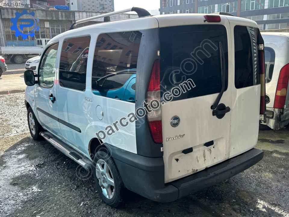 Fiat doblo 1-2 2001-2012 sol ön kapı hatasız orjinal Fiat doblo 1-2 2001-2012 sol ön kapı hatasız orjinal