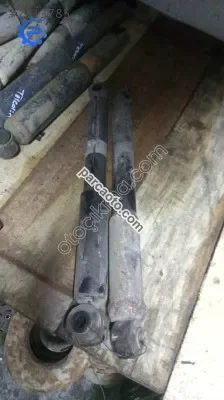 Megane 1 arka amasor yedek parça