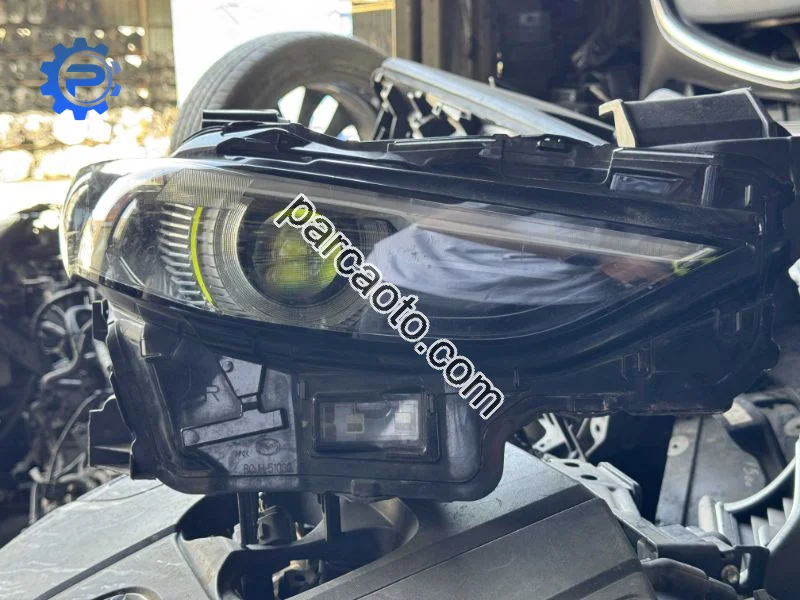 Mazda 3 Far - Mersin Tarsus