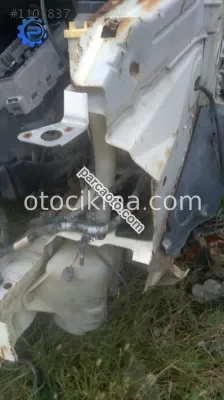 Ford transit v184 silecek su bidonu