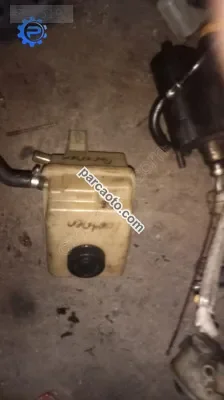 Pejo 306 direksiyon yağ bidonu çıkma