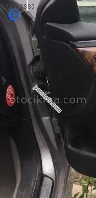 peugeot 607 çıkma sağ ön kapı menteşesi
