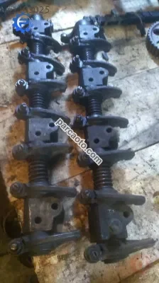 mahindra çıkma piyano mili horoz takımı