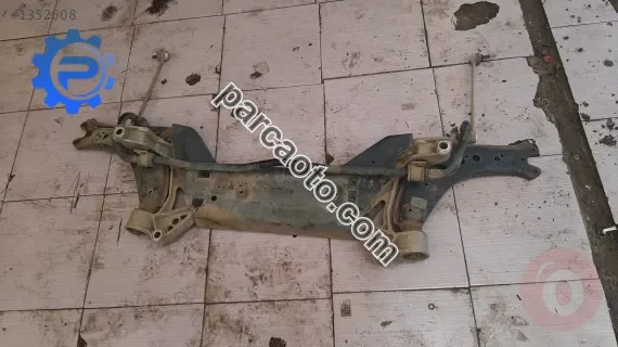 skoda fabia çıkma beşik travers
