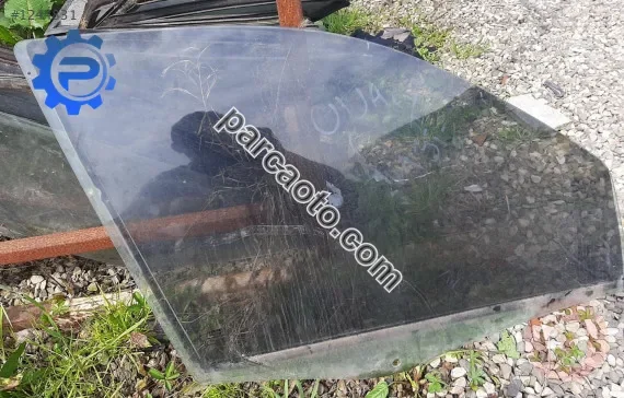fiat siena çıkma sağ ön kapı camı