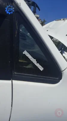 hyundai starex çıkma sağ ön kelebek camı