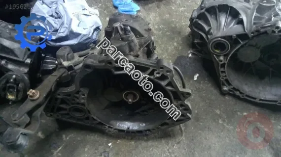 opel corsa 1.3 çıkma 5 ileri manuel şanzıman