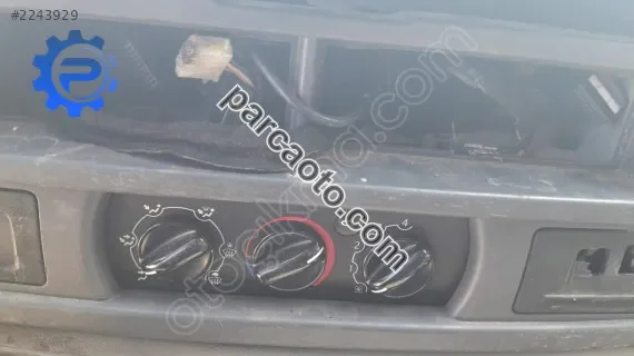 Master 2 kalorifer paneli çıkma