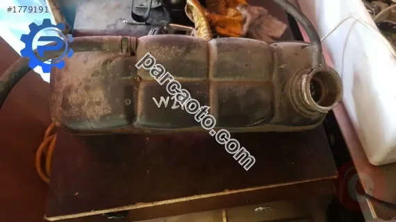 1993 mercedes e-class w210 çıkma motor su genleşme bidonu
