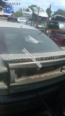 renault laguna 1 çıkma bagaj camı
