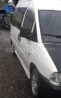 2002 fiat scudo 1.9 dizel çıkma sağ yan panel