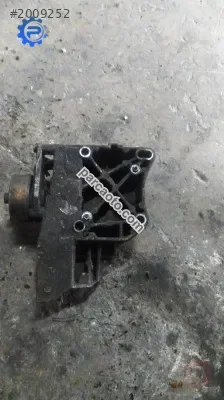 Peugeot 206 şarj dinamosu ayağı çıkma