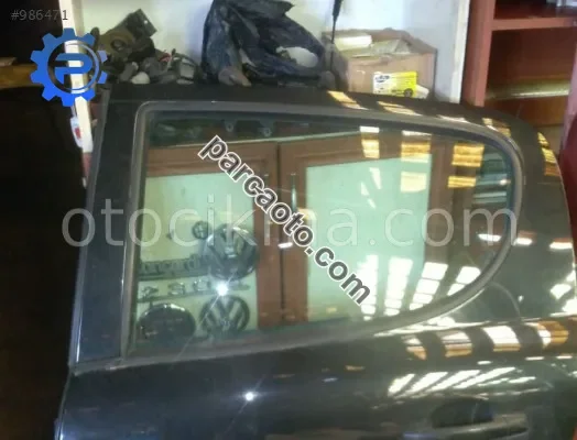 peugeot 207 çıkma sol arka kapı camı