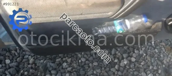 1997 model renault r19 1.4 çıkma sol ön kapı cebi