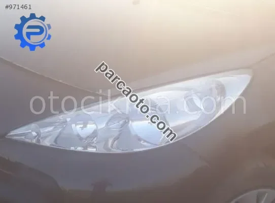 2009 model peugeot 207 1.4 orjinal sol far