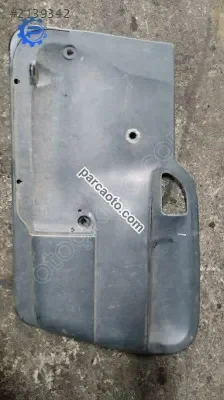 Renault Kango Sağ Ön Kapı Döşemesi çıkma