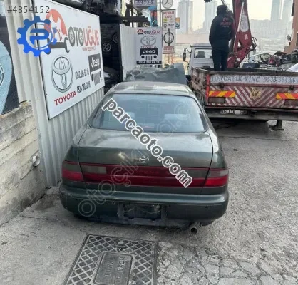1993 model toyota corona carina 2.0 benzinli bagaj kilidi