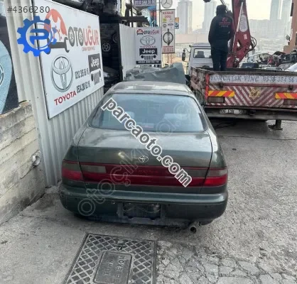 1993 model toyota corona carina 2.0 benzinli silindir kapağı